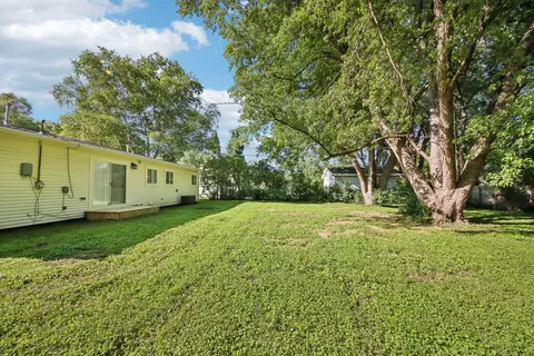 2804 Old Oak Dr, Mchenry, IL 60050 photo 22