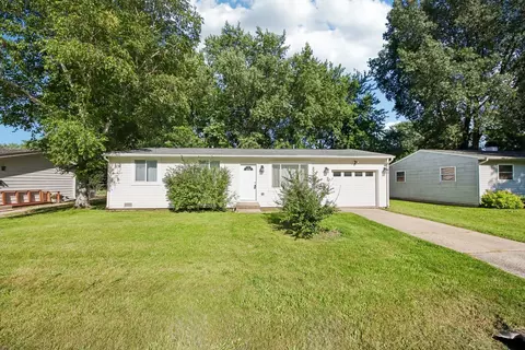 2804 Old Oak Dr, Mchenry, IL 60050 photo 1