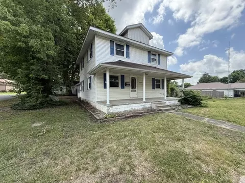 1110 E Oak St, West Frankfort, IL 62896