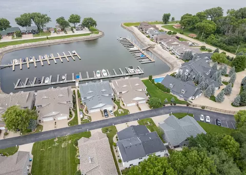 17 Villa Dr, Hampton, IL 61256 photo 34
