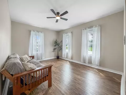 922 E Shawnee St, Freeport, IL 61032 photo 13