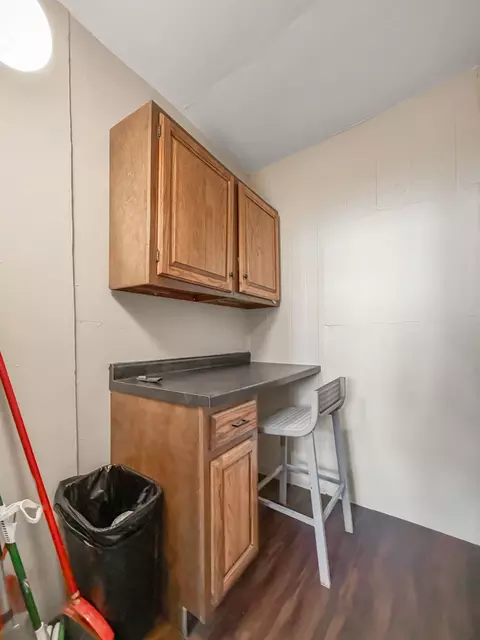 922 E Shawnee St, Freeport, IL 61032 photo 12
