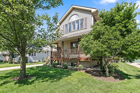 133 N Elroy Ave, Bartlett, IL 60103 photo 3