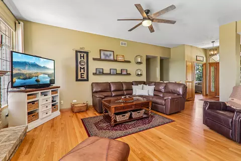 Living - 5715 Saddle Rdg, Johnsburg, IL 60051 photo 1 of 2