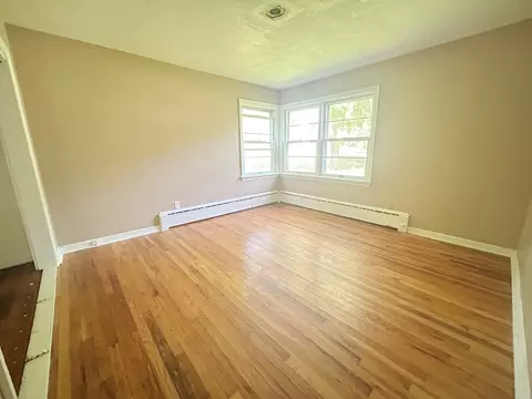 515 E Cedar Ave, Du Quoin, IL 62832 photo 17