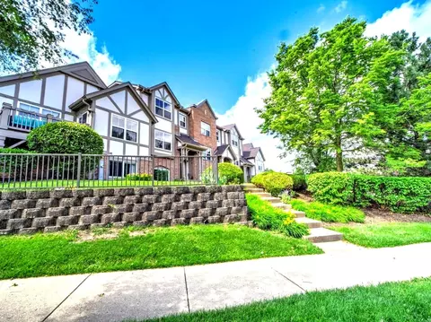 806 June Ter, Lake Zurich, IL 60047