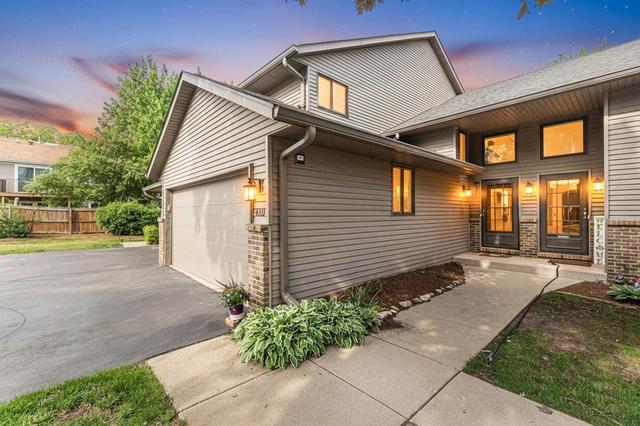 450 Berkshire Dr, Crystal Lake, IL 60014