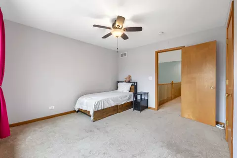 Bedroom - 855 Ayers St, Bolingbrook, IL 60440 photo 7 of 9