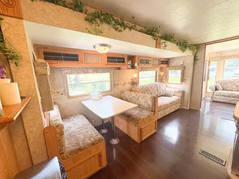 25152 Woodhaven, Sublette, IL 61367 photo 10