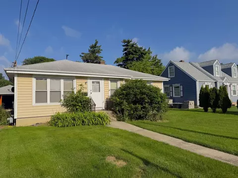 554 Westmore Meyers Rd, Lombard, IL 60148