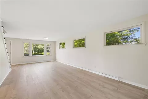 139 Kent Ave, Wauconda, IL 60084 photo 5
