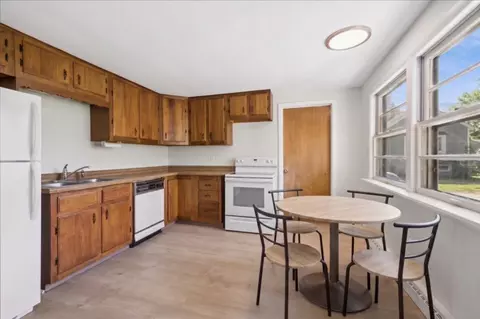 139 Kent Ave, Wauconda, IL 60084 photo 11