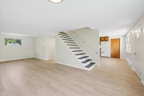 139 Kent Ave, Wauconda, IL 60084 photo 13