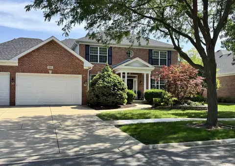1027 E Marion St, Arlington Heights, IL 60004