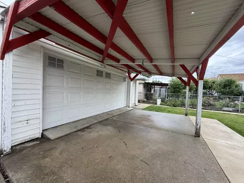 Exterior - 5132 S Hamlin Ave, Chicago, IL 60632 photo 6 of 6