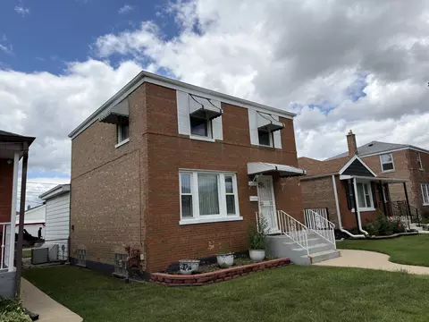 Exterior - 5132 S Hamlin Ave, Chicago, IL 60632 photo 3 of 6