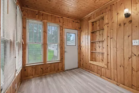 662 Bent St, Elgin, IL 60120 photo 20
