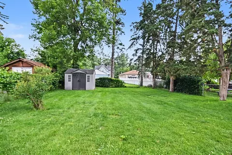 662 Bent St, Elgin, IL 60120 photo 22