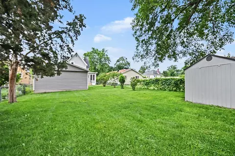 662 Bent St, Elgin, IL 60120 photo 24