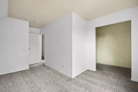 662 Bent St, Elgin, IL 60120 photo 18