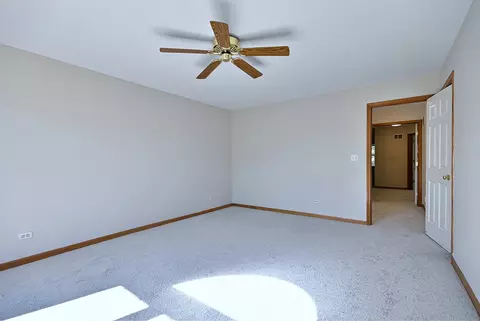Bedroom - 148 Schiller Sq, Itasca, IL 60143 photo 4 of 5