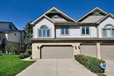 Exterior - 148 Schiller Sq, Itasca, IL 60143 photo 3 of 7