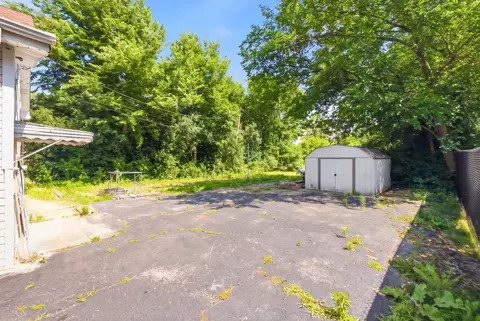 1375 Whitcomb Ave, Des Plaines, IL 60018 photo 17