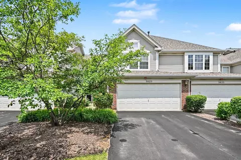 3025 Crystal Rock Rd #3025, Naperville, IL 60564