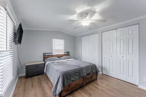 106 8th Ave, Bartlett, IL 60103 photo 13