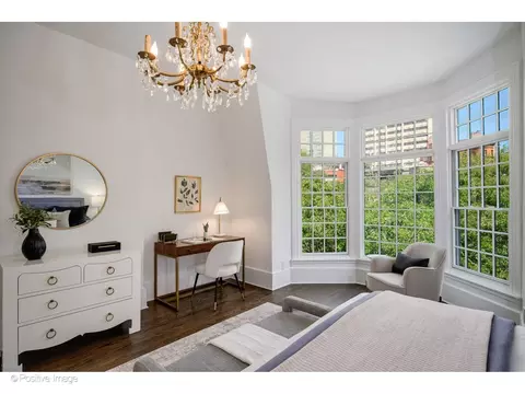43 Elm St, Chicago, IL 60611 photo 27