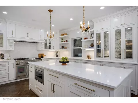 43 Elm St, Chicago, IL 60611 photo 14