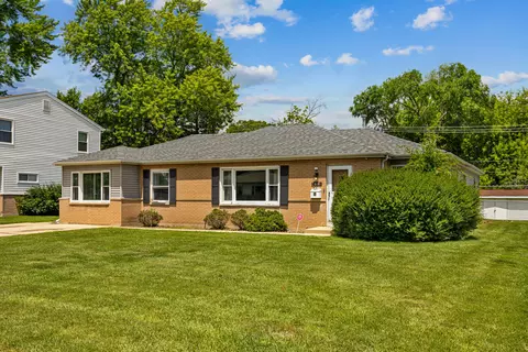 60 Arizona Ln, Hoffman Estates, IL 60169 photo 1
