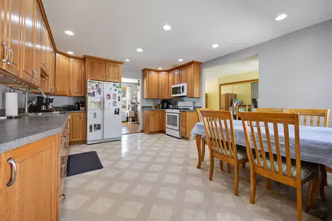 60 Arizona Ln, Hoffman Estates, IL 60169 photo 7
