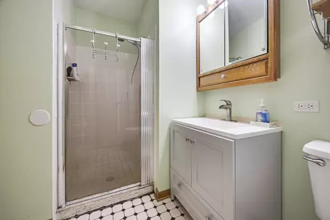 60 Arizona Ln, Hoffman Estates, IL 60169 photo 13