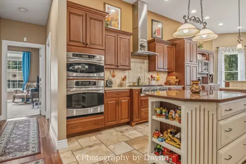 Kitchen - 1 Shannon Rd, Kankakee, IL 60901 photo 2 of 4