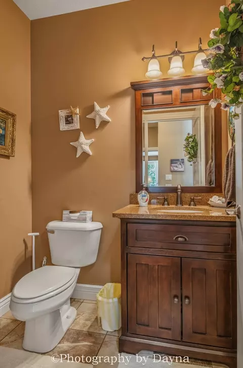 Bath - 1 Shannon Rd, Kankakee, IL 60901 photo 1 of 7