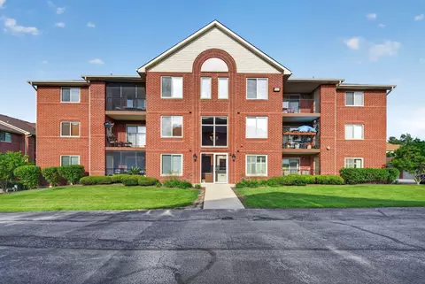 6955 Heritage Cir #3-1C, Orland Park, IL 60462