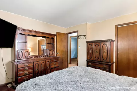 Bedroom - 4800 Willow Ln, Mchenry, IL 60050 photo 1 of 3