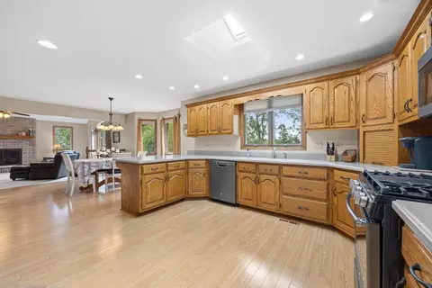 337 Hans Brinker Rd, Peotone, IL 60468 photo 11