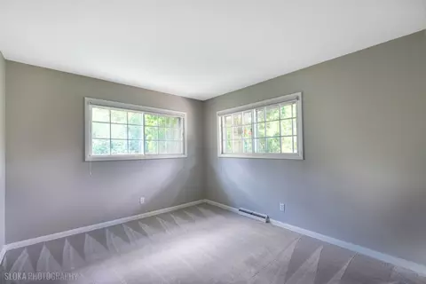 Bedroom - 320 Deveron Cir, Cary, IL 60013 photo 2 of 3