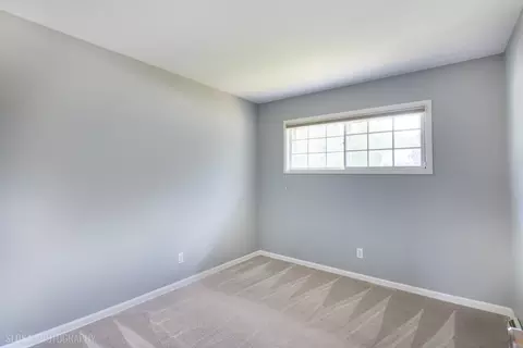 Bedroom - 320 Deveron Cir, Cary, IL 60013 photo 3 of 3