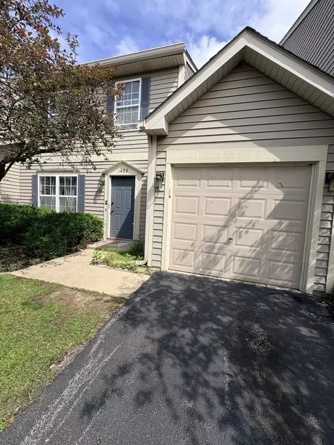 1422 W Split Oak Cir, Round Lake Beach, IL 60073