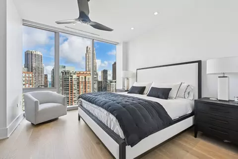Bedroom - 363 E Wacker Dr #2204, Chicago, IL 60601 photo 4 of 5