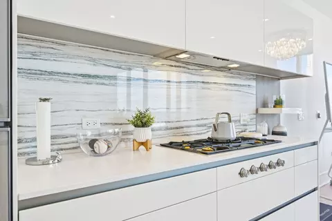 Kitchen - 363 E Wacker Dr #2204, Chicago, IL 60601 photo 6 of 6