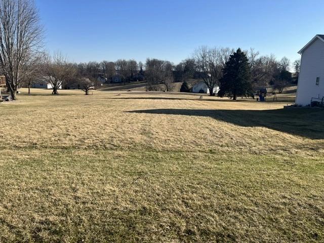 2109 Lake Summerset Rd, Davis, IL 61019