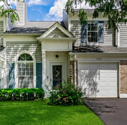 1523 Apple Grove Ln, Westmont, IL 60559
