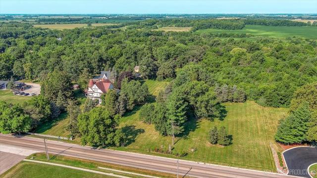 526 N Main St, Elburn, IL 60119