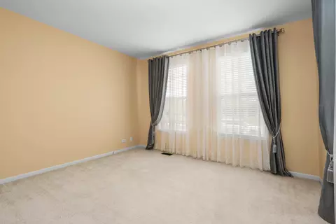 239 Pawtucket Ave, Elgin, IL 60124 photo 6