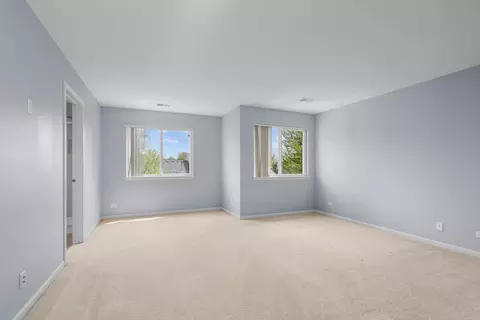 239 Pawtucket Ave, Elgin, IL 60124 photo 31
