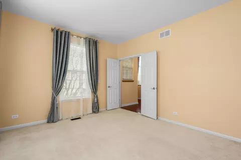 239 Pawtucket Ave, Elgin, IL 60124 photo 7